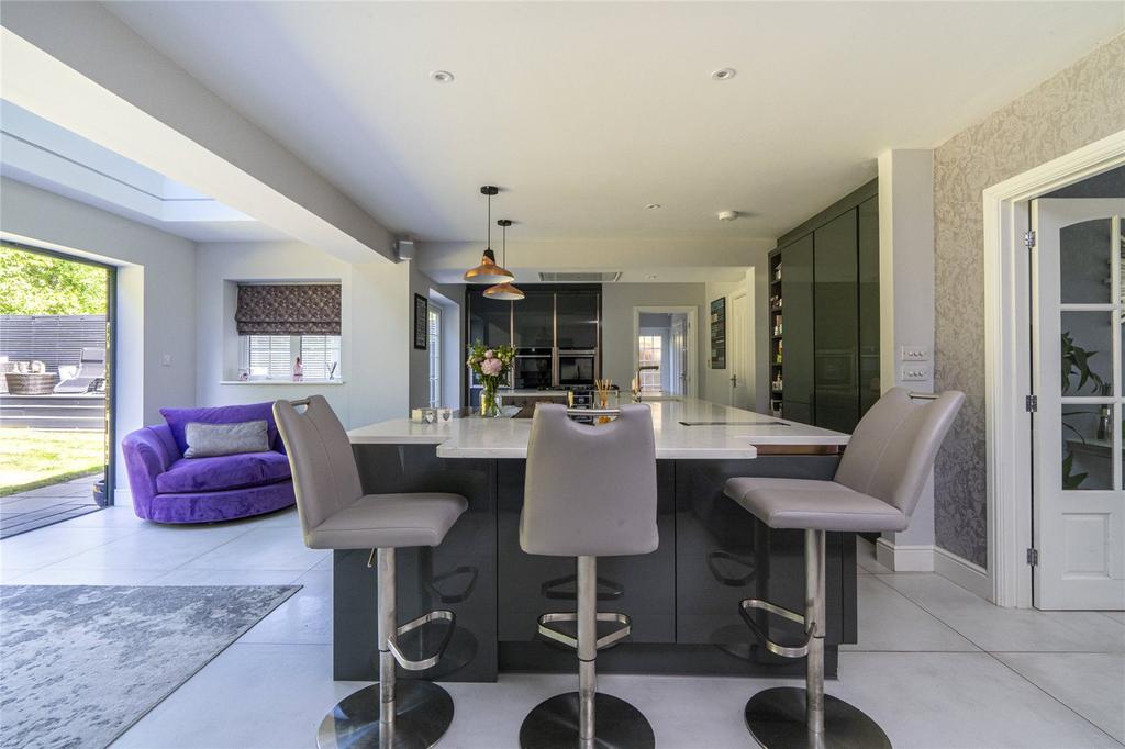 Kitchen/Dining
