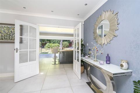 5 bedroom detached house for sale, Oakwood, Berkhamsted, Hertfordshire, HP4