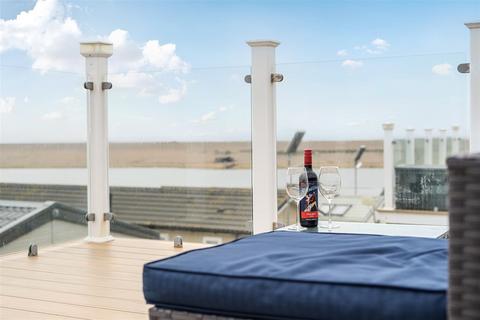 2 bedroom chalet for sale, Portland Road, Weymouth