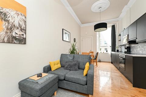 74 Elm Row, Edinburgh, EH7 4AQ