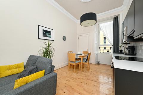 74 Elm Row, Edinburgh, EH7 4AQ