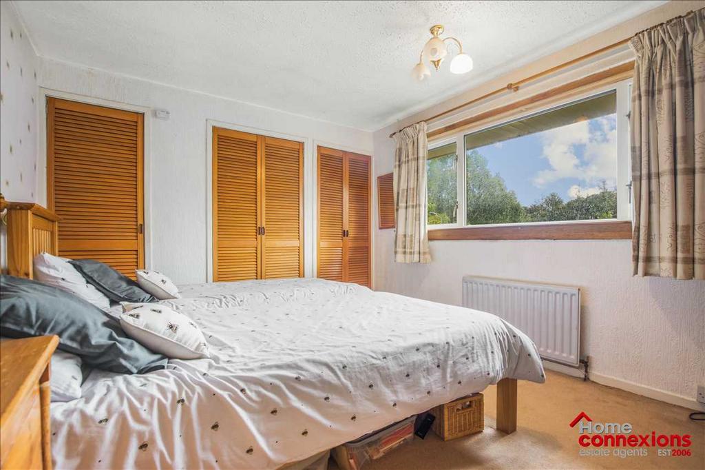 Bedroom Two (2)