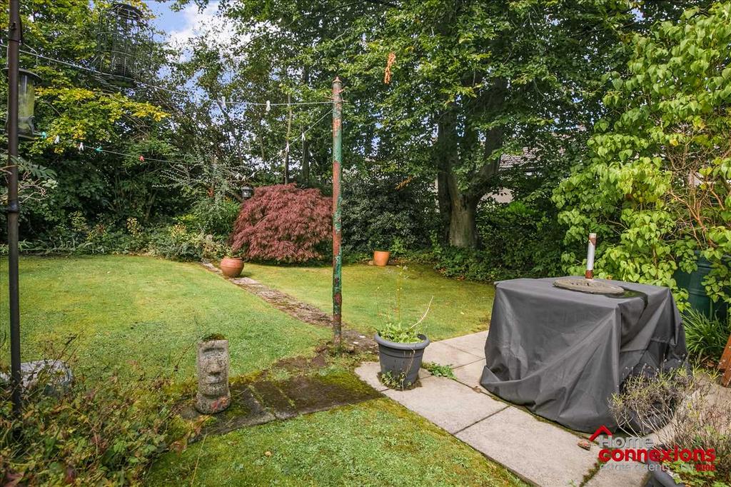 Rear Garden (2)