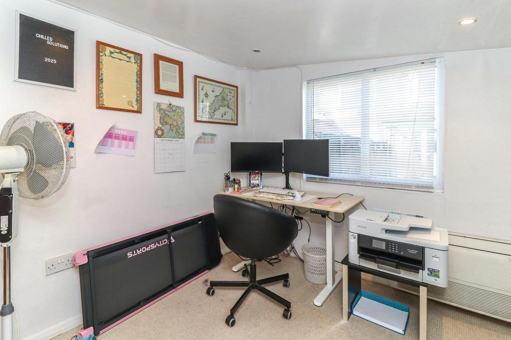 Office (Garage)
