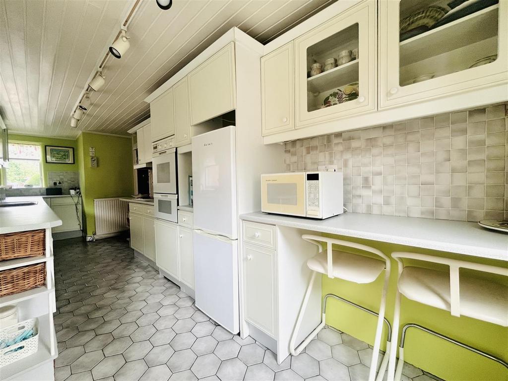 Breakfast kitchen