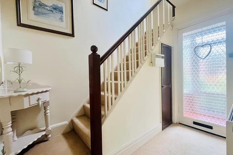 3 bedroom semi-detached house for sale, Mossgrove Road, Timperley, Altrincham