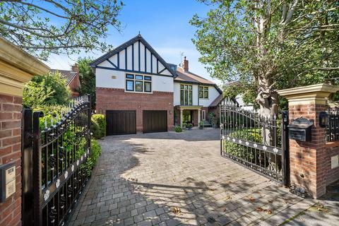 5 bedroom detached house for sale, Argarmeols Road, Formby L37