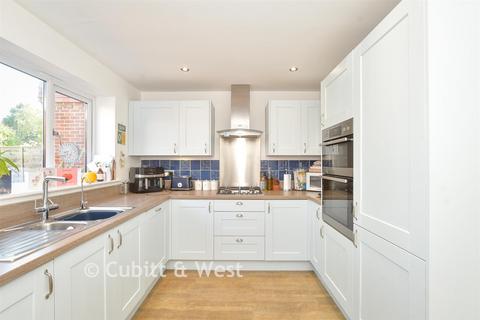 undefined, Deerleap Lane, Rowland's Castle PO9