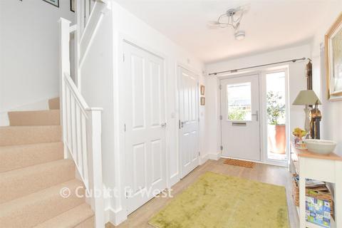 undefined, Deerleap Lane, Rowland's Castle PO9