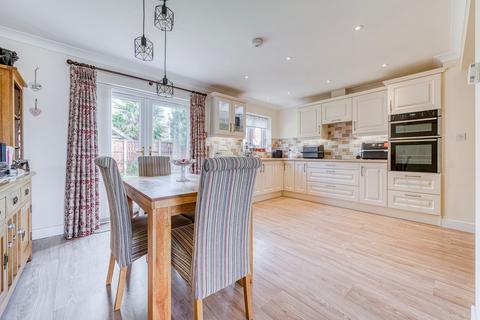 2 bedroom detached bungalow for sale, Woodfields, Eye IP21