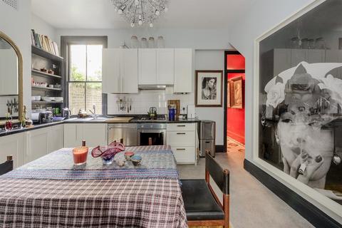 undefined, Finstock Road, London, W10