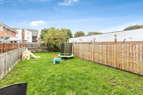 39 Cherry Tree Walk, Knottingley, WF11 0LE
