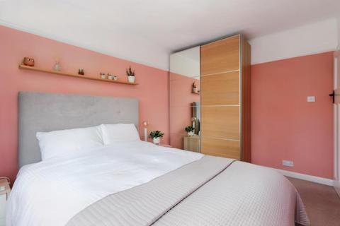 undefined, Gordon Road, Surbiton KT5