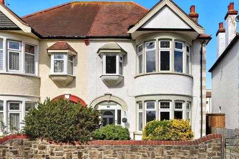 Northumberland Crescent, Southchurch Park Area, Essex, SS1