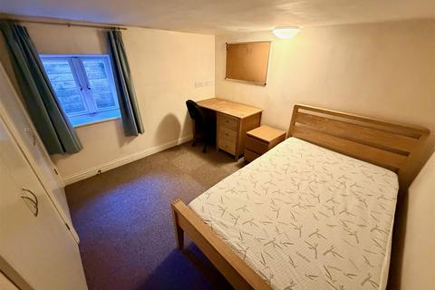 1 bedroom in a house share to rent, ROOM 1 - Gloucester Place Cheltenham