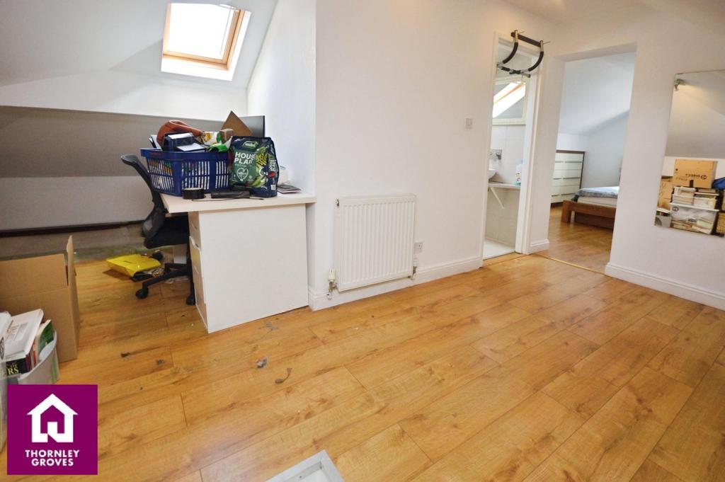 2nd Floor Landing