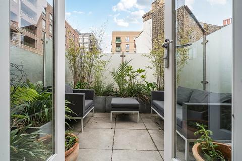 1 bedroom flat for sale, Boutflower Road, Battersea, London, SW11