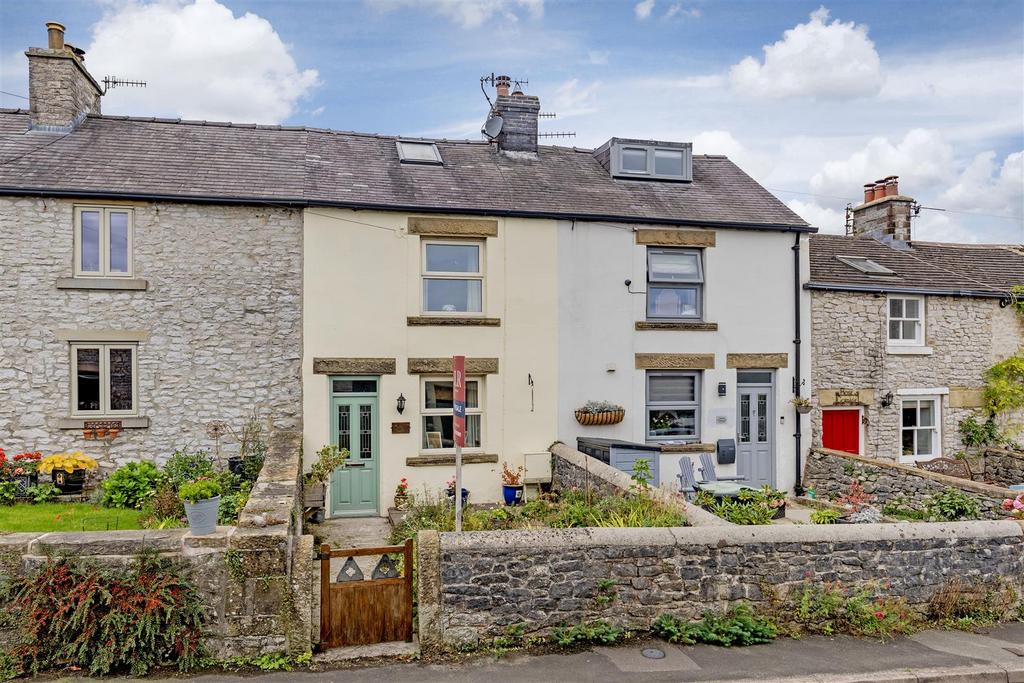 Front External-1.jpg