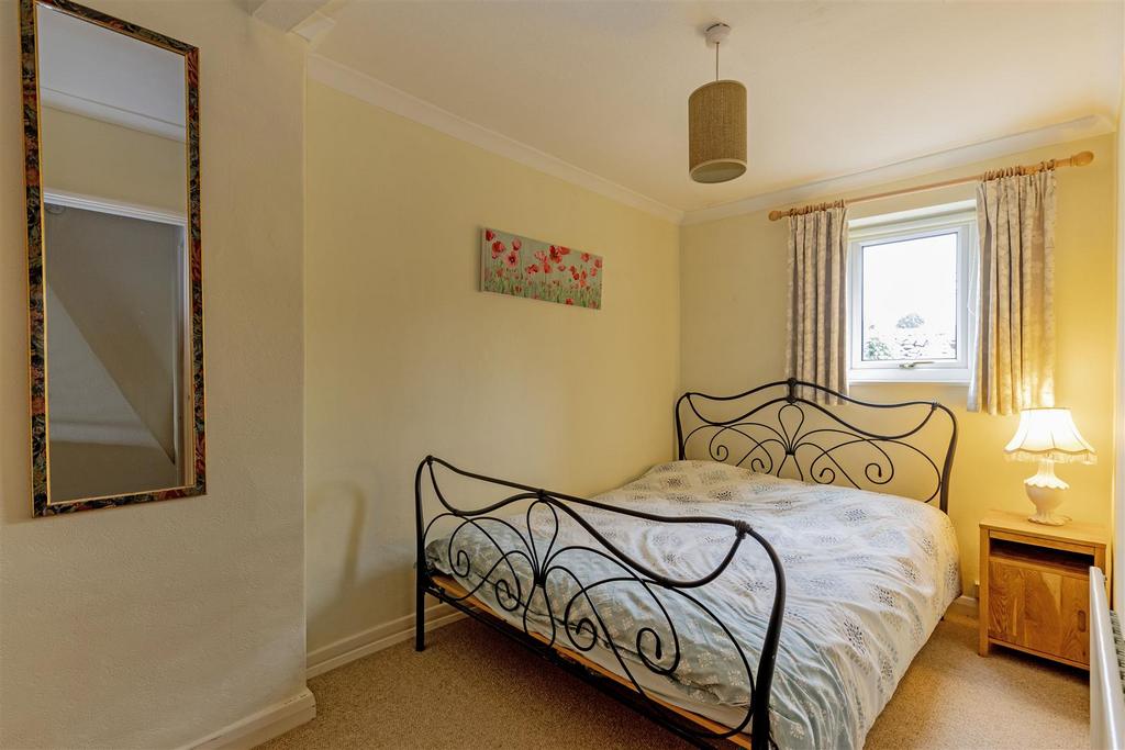 Bedroom 2-1.jpg