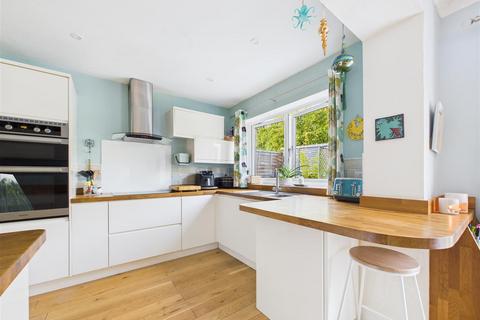 23 Avonbrook Close, Stratford-upon-avon, CV37 9LT