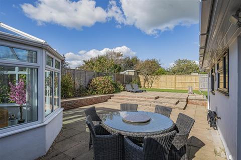 6 Rustic Road, Peacehaven, BN10 7SS