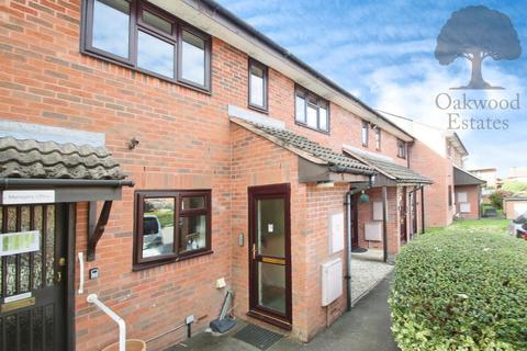 undefined, Kimberley Close, Langley SL3