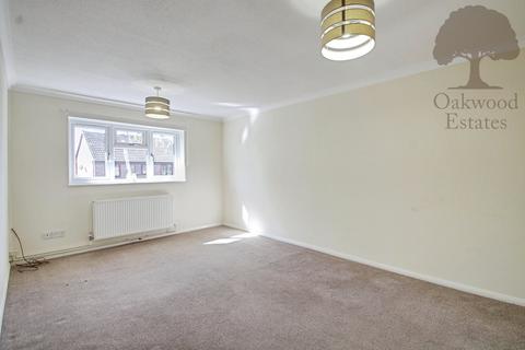 undefined, Kimberley Close, Langley SL3