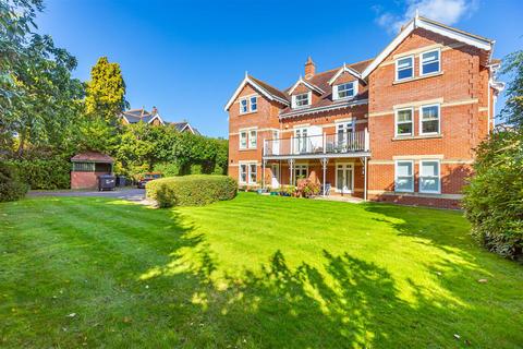 undefined, Cavendish Road, Bournemouth BH1