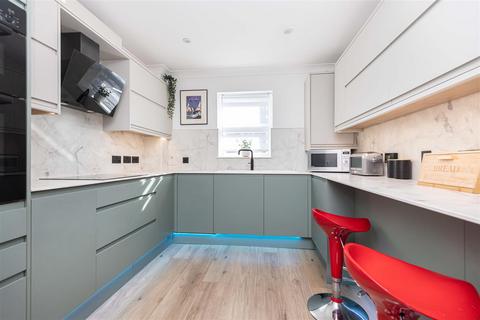 undefined, Cavendish Road, Bournemouth BH1