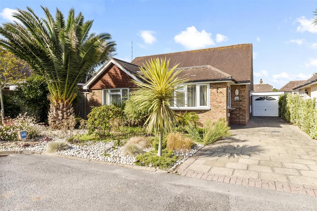 5a Tamarisk Way 021.JPG