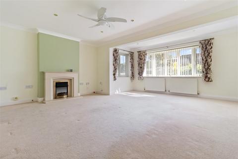 2 bedroom detached bungalow for sale, Tamarisk Way, Worthing BN12
