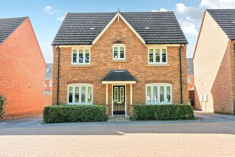 3 bedroom detached house for sale, Dumas Drive, Whiteley, Hampshire, PO15
