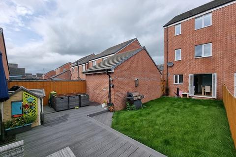 3 bedroom semi-detached house for sale, Maes Brynach, Brynmenyn, CF32