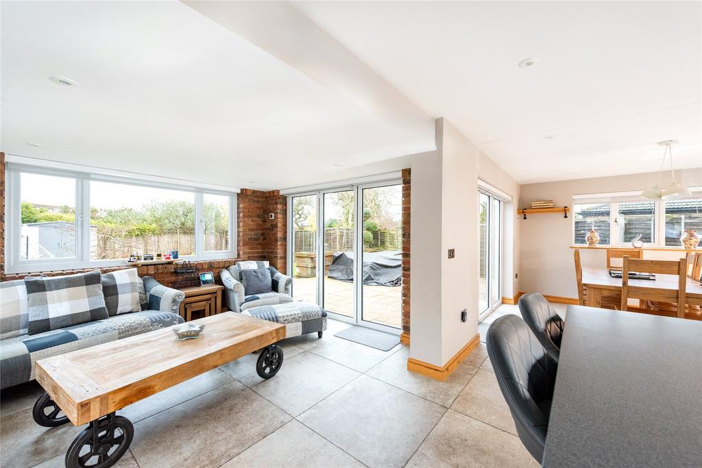 Kit/Din/Sun Room