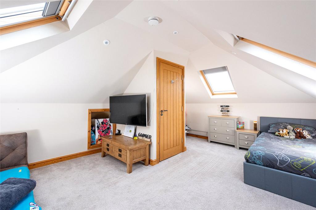 Loft Room/Bed Four
