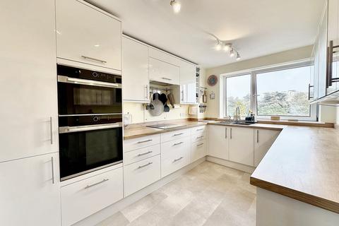 2 bedroom flat for sale, Branksome Park