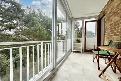 2 bedroom flat for sale, Branksome Park