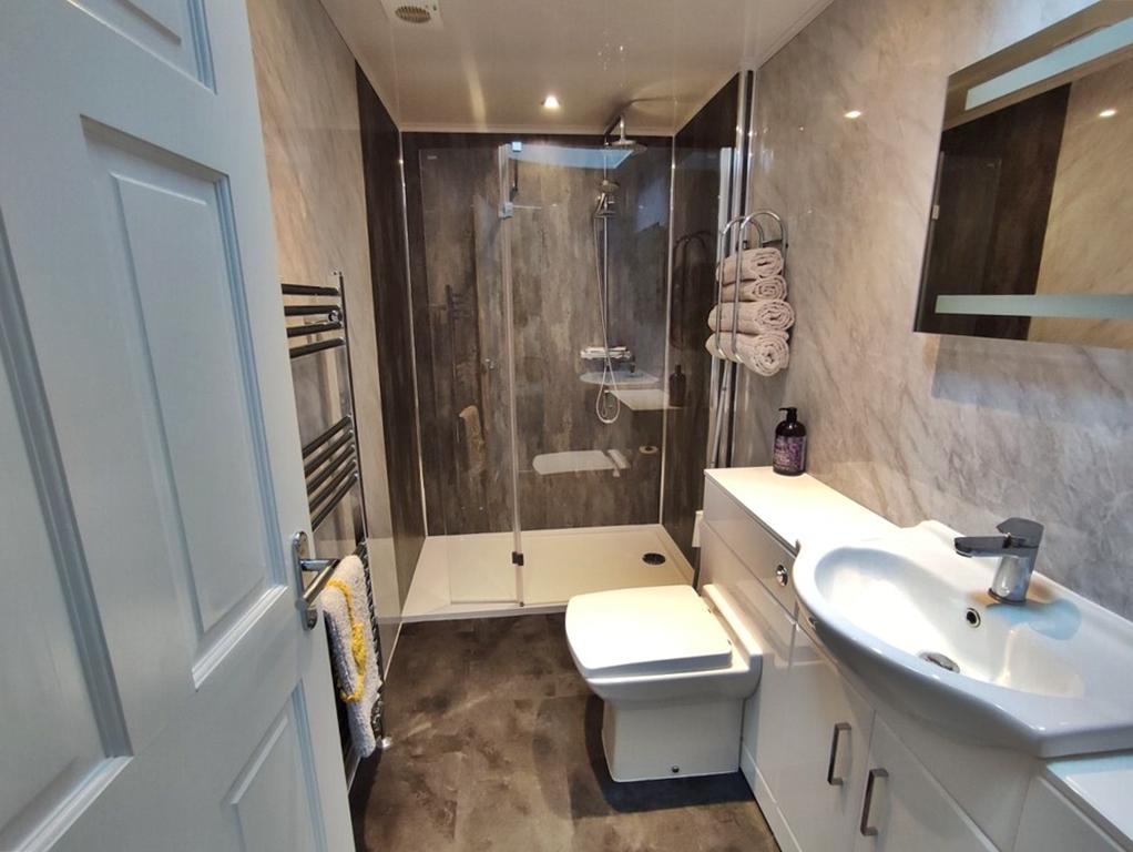 Ivy Cottage, 39 Main Street, Twynholm - Williamson