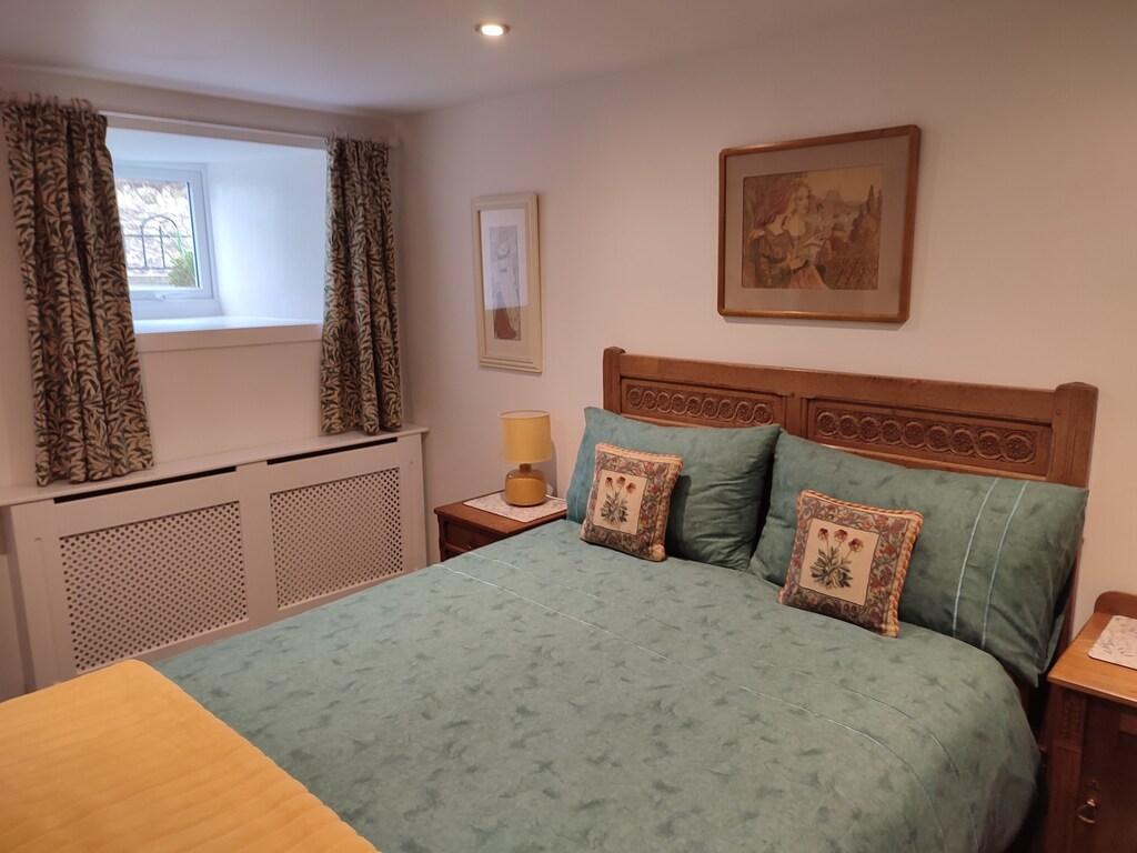 Ivy Cottage, 39 Main Street, Twynholm - Williamson