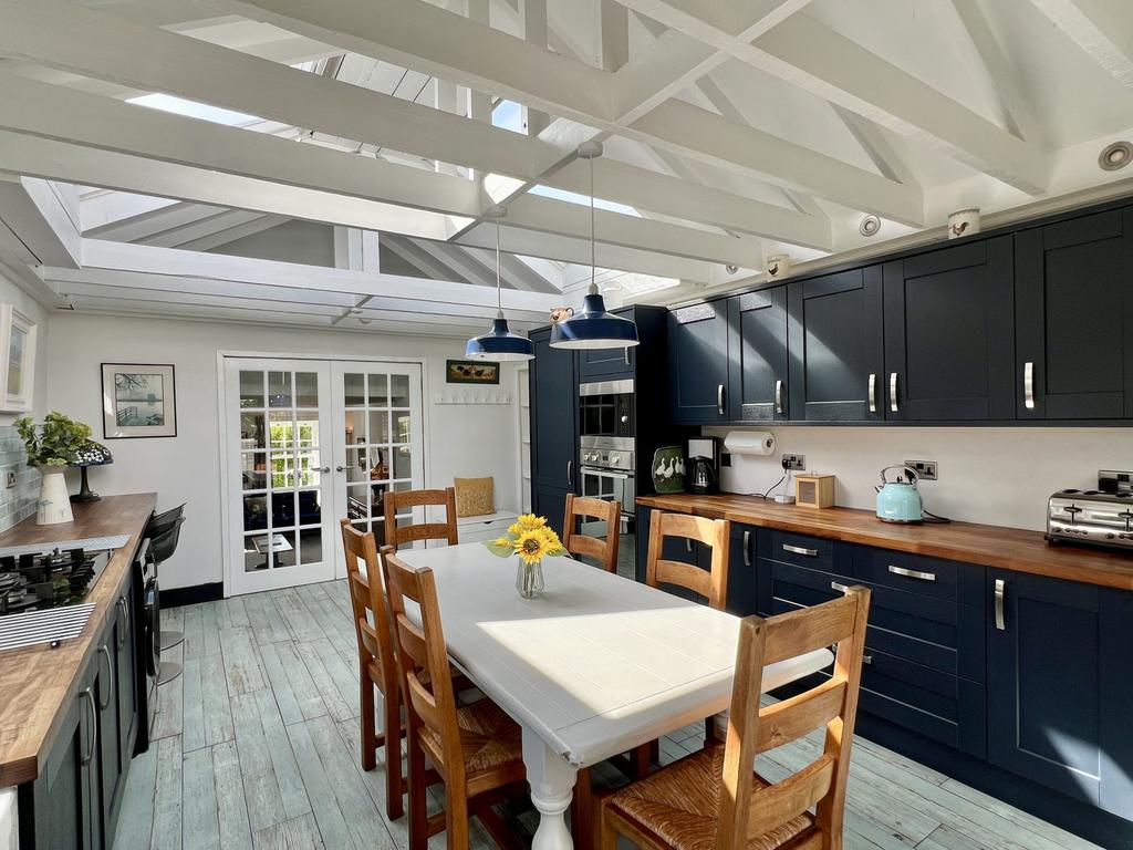 Ivy Cottage, 39 Main Street, Twynholm - Williamson