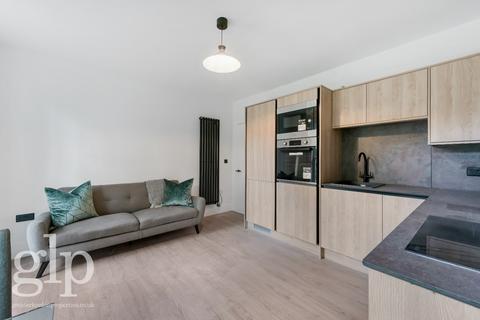 1 bedroom apartment to rent, Alleyn Court, Sussex Gardens, W2