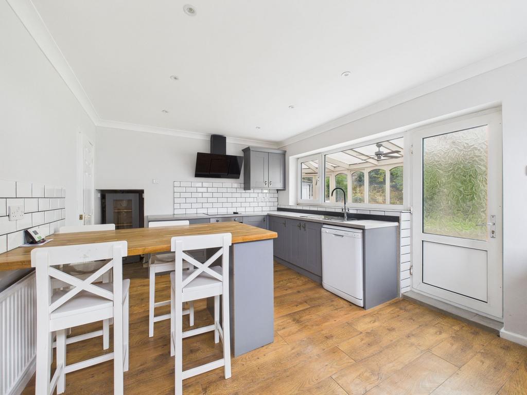 Dining/Kitchen