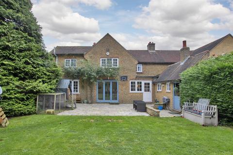 undefined, Round Street, Cobham, Gravesend