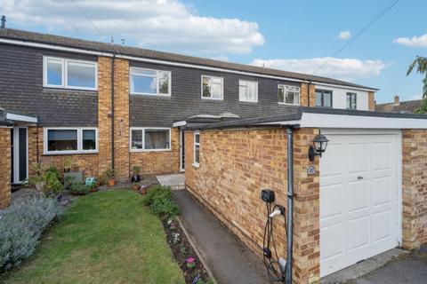 undefined, Bench Manor Crescent, Chalfont St Peter SL9