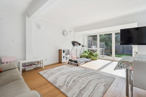 4 bedroom terraced house for sale, Bench Manor Crescent, Chalfont St Peter SL9