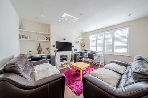 undefined, Melthorne Drive, Ruislip