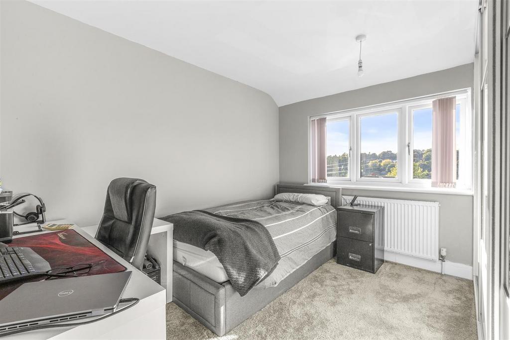 12 Salisbury Road, HP13 6 UL-11.jpg