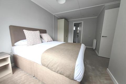 undefined, Two Bed Park Home (40x20) Brownfield Gardens, Maidenhead SL6