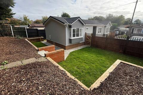 2 bedroom park home for sale, Two Bed Park Home (40x20) Brownfield Gardens, Maidenhead SL6