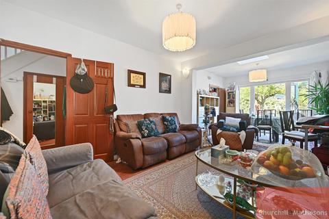 undefined, The Green, Acton W3 7PQ